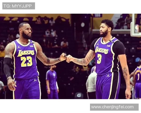 湖人与骑士历史对决回顾及战绩分析探讨